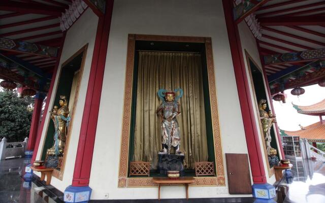 Amaris Simpang Lima