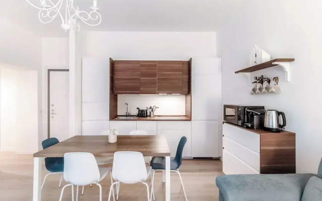 Pleasant Family Apt next to Lake Como