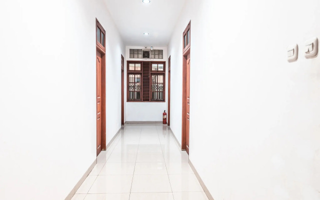 OYO 1990 Kost Kuningan Executive Boading House Setiabudi