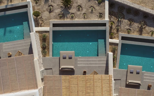 Kemelia Suites