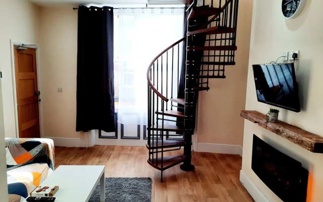 Remarkable Duplext Apartment in Shipley