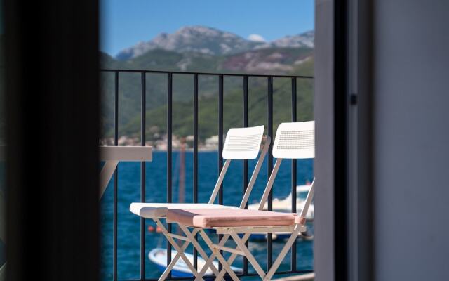 "villa Lastva is a Five Star Seafront Luxury Villa With Privite Pool"