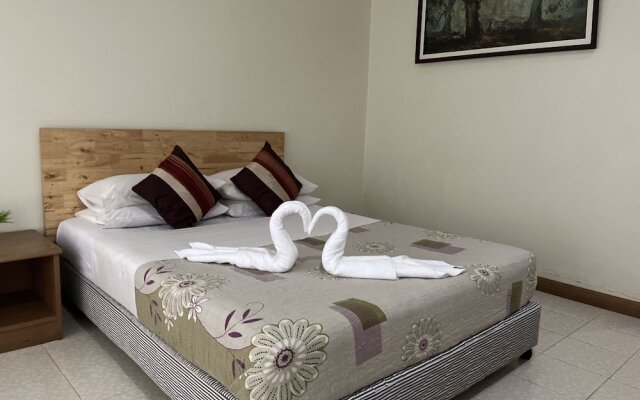 Chat Residence Hotel