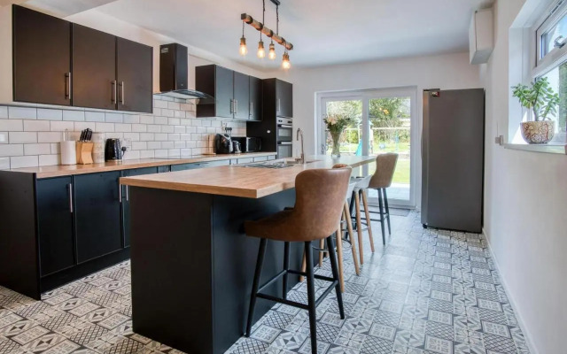 Hazeley - 3 Bedroom Holiday Home - Begelly