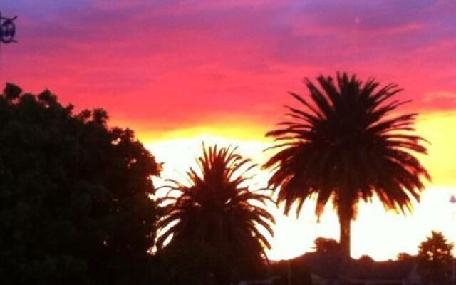Royal Palms Papamoa Bed & Breakfast
