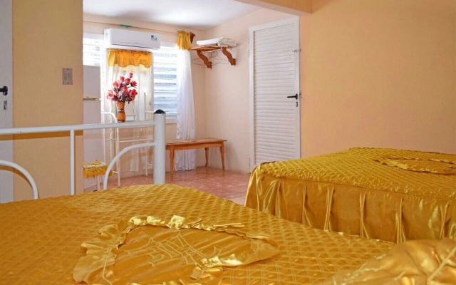 Hostal Eida y Lujan PLAYA LA BOCA