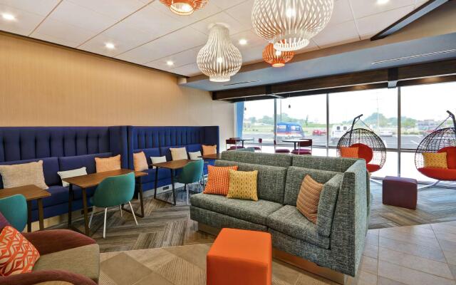 Tru by Hilton Beavercreek Dayton