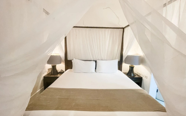 Aldea Thai by Playa Moments