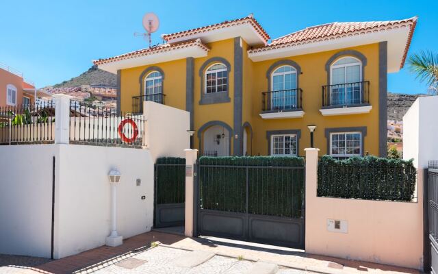 Amazing Costa Adeje's Villa! Pool & Big Garden