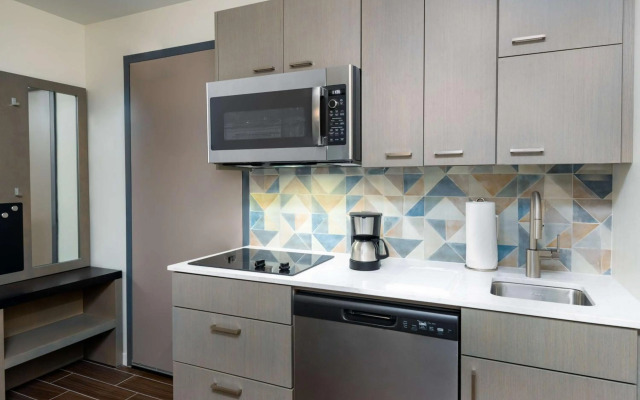 Hyatt House Orlando Airport