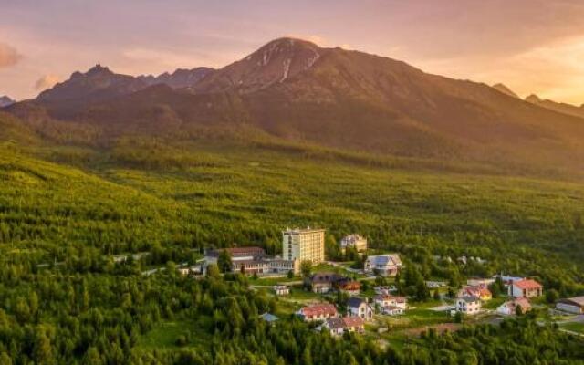 Horský hotel Granit a klimatické kúpele Tatranské Zruby