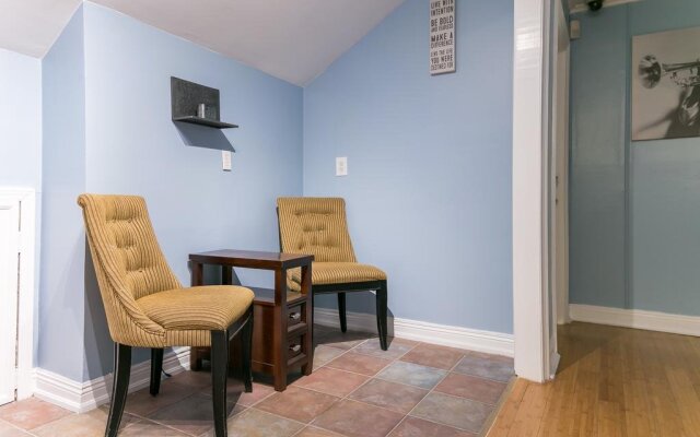 Canal Express Rooms