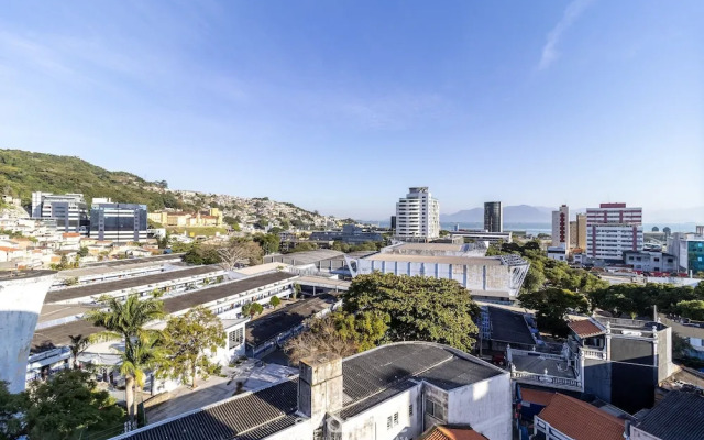 Evas - Charming Apartments With Sea View in Floripa