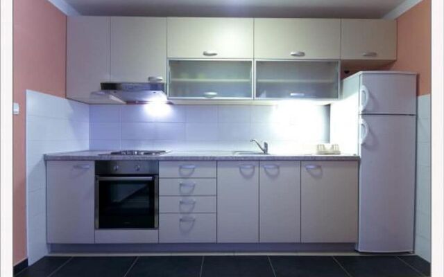 Apartments Lajci