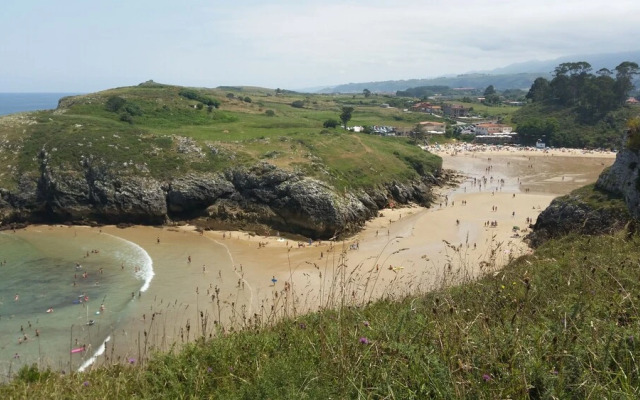 Albergue Llanes Playa de Poo