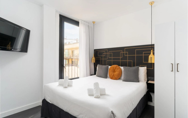 No 23 - The Streets Apartments