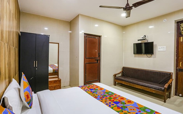 Fabhotel Maharoopa