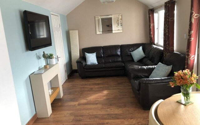 Seabirds - 3 bed chalet, dog friendly, Bridlington
