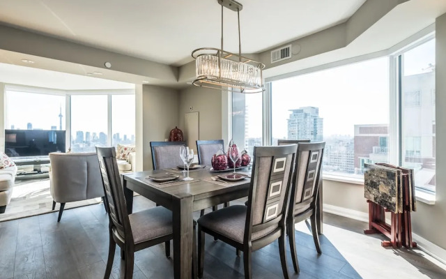 QuickStay - Premium 2bdrm in Yorkville (Yonge & Bloor)