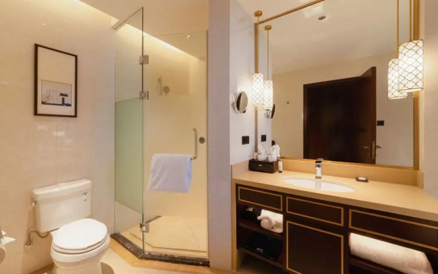Wuhu Macrolink Legend Hotel