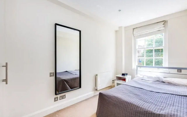 Modern 2 Bedroom South Kensington Flat