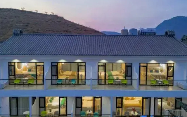 Jinghaiyuan Homestay