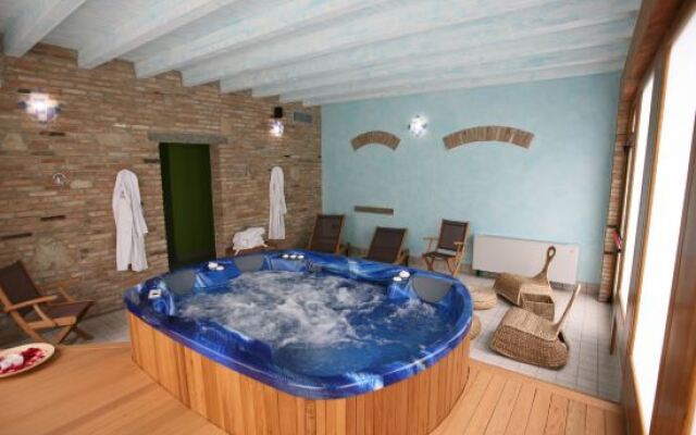 Bes Hotel La Muratella
