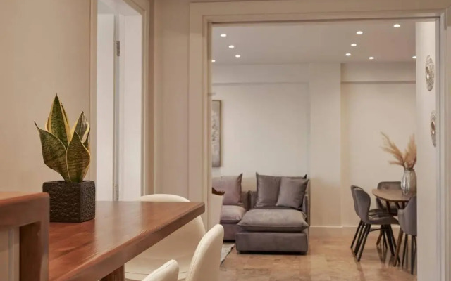 Marousi Fashion N Bright 2bd Apt