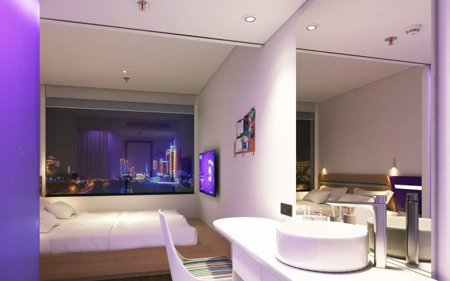 Tru by Hilton Lao Cai City Riverside