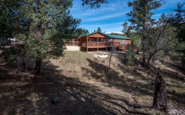 New Mexico Mountain Pines Cabin - Three Bedroom Cabin