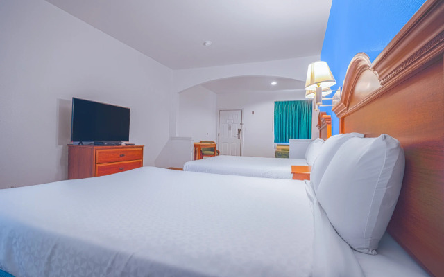 Island Inn by OYO Galveston Beach, TX