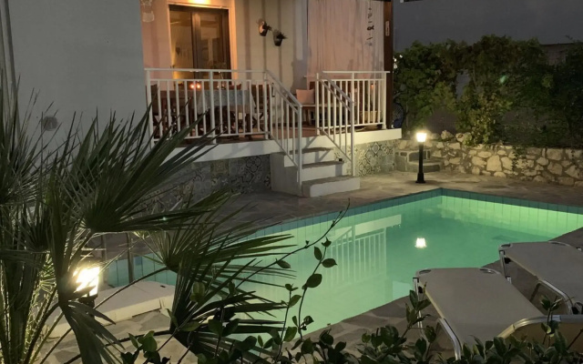 Stylish Villa in Loutra with Private Pool & Garden near Sea Beach