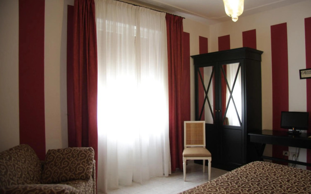 Hotel Alex