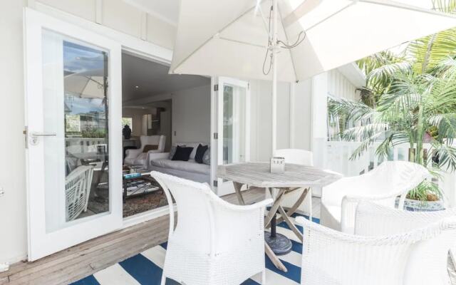 Stunning and Modern 4 Bedroom Townhouse Near Kohi Beach