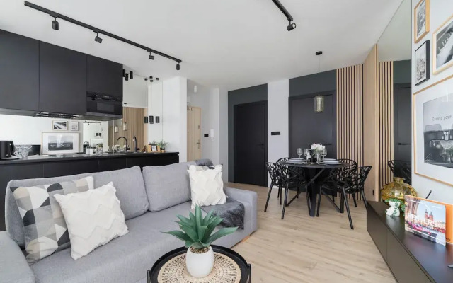 Deluxe City Studio by Renters