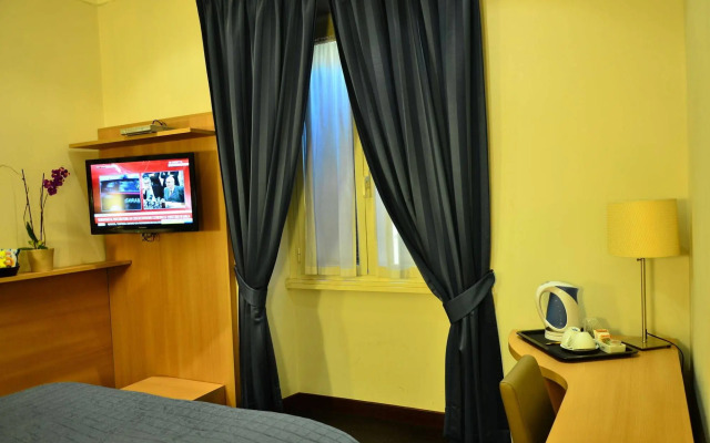 Residenza Cola di Rienzo - Suite in Rome