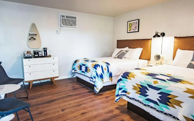 Stonewall Motor Lodge