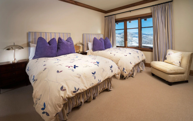 Horizon Pass Lodge