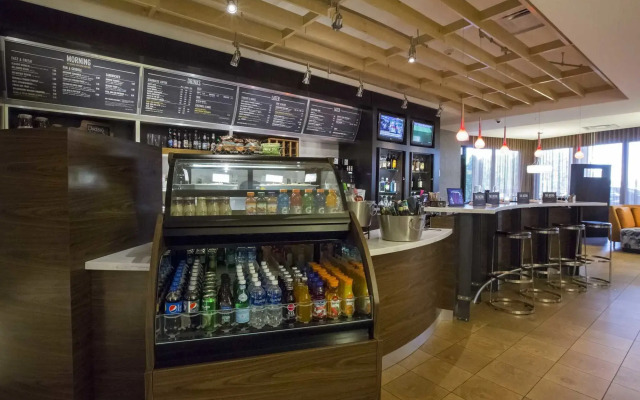 Courtyard by Marriott Jackson Airport/Pearl