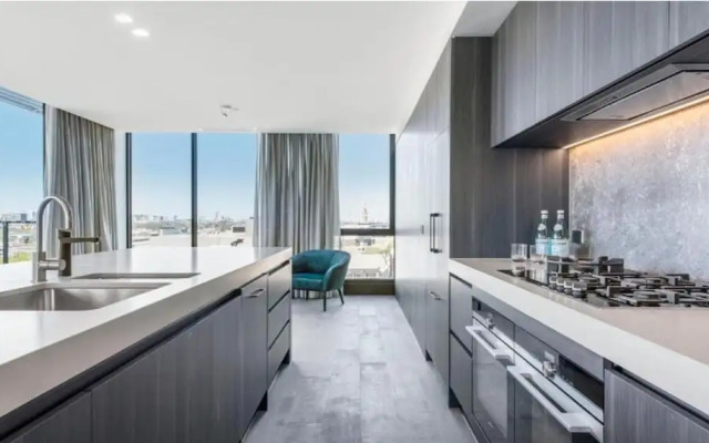 Luxury Penthouse with Bay and City Views