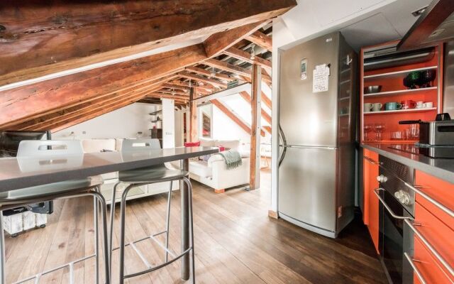 Marqués de Santa Ana City Center