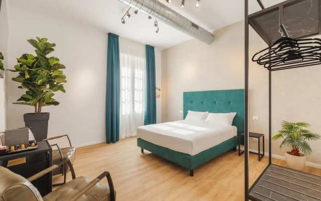 Adelante Rooms