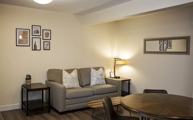 Stirling All Suites Hotel