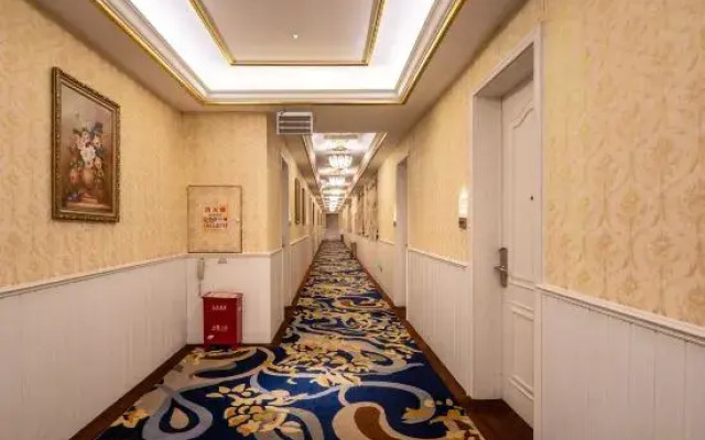 Xi'erdun Roman Holiday Hotel