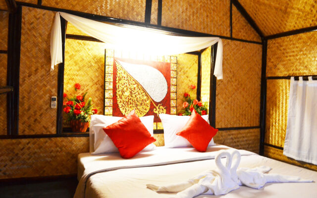 Eco Lanta Hideaway Beach Resort