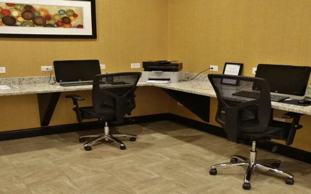 Holiday Inn Express & Suites Montgomery by IHG