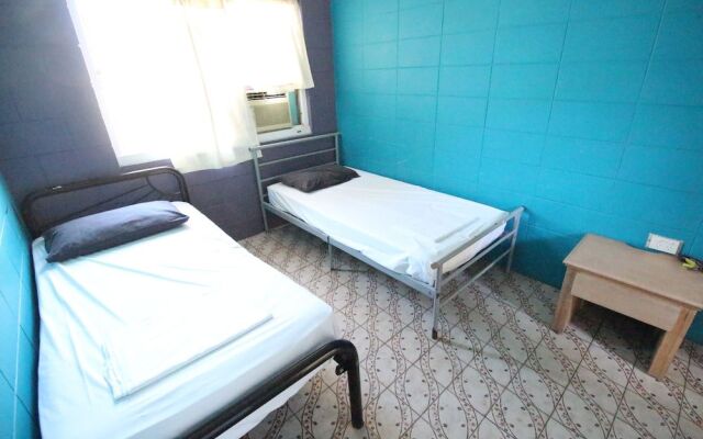 Asylum Cairns Hostel