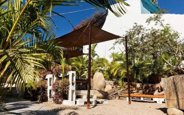 Hotel Perro Surfero Todos Santos