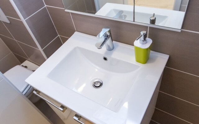 Apartments Adria