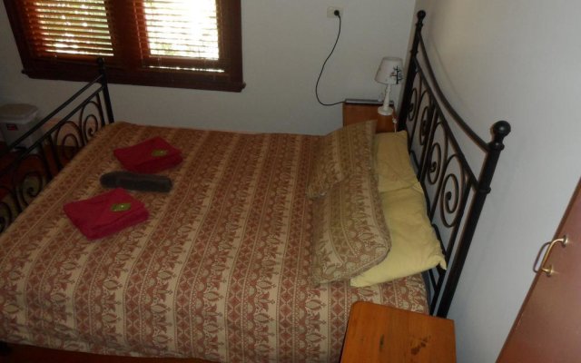 Burwood Bed And Breakfast